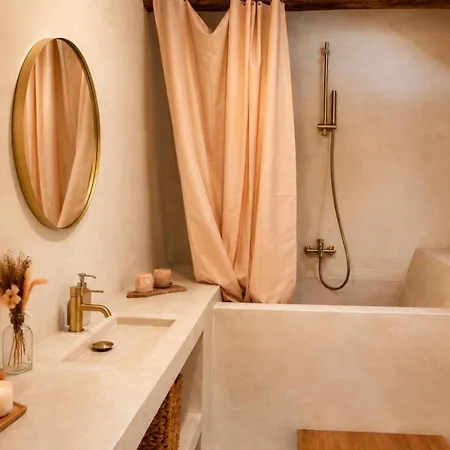 Apartment Les Vertigo Et Terracotta Climatise - Centre - 4 People