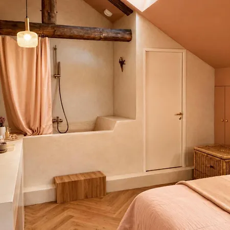 Les Vertigo Et Terracotta Climatise - Centre - 4 People Apartment *